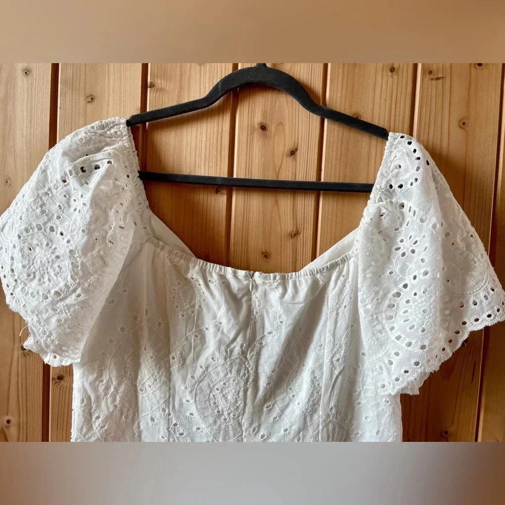 Blue Blush Lace Romper- Size L - Picture 7 of 8